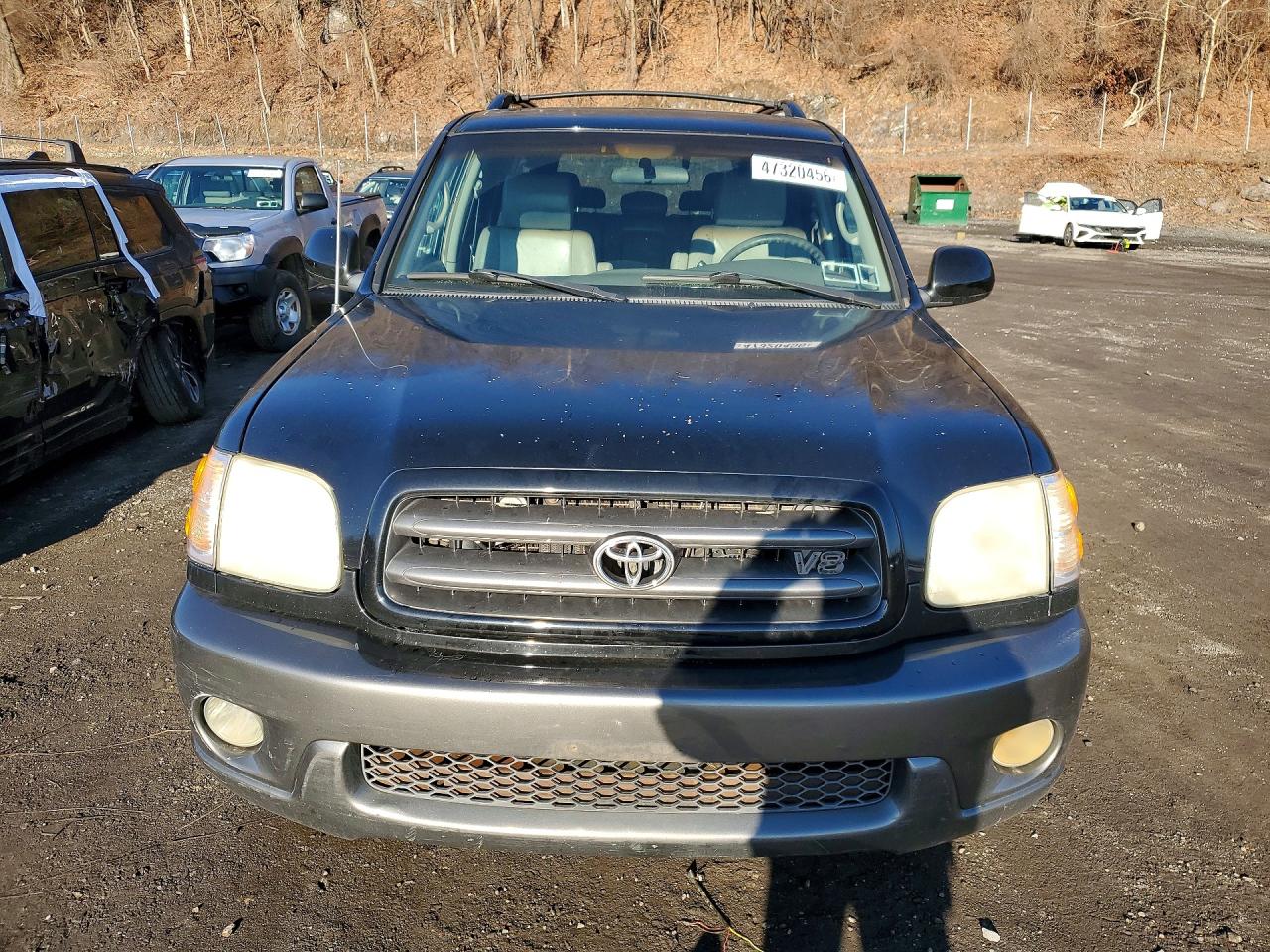 TOYOTA SEQUOIA 2003 — 6
