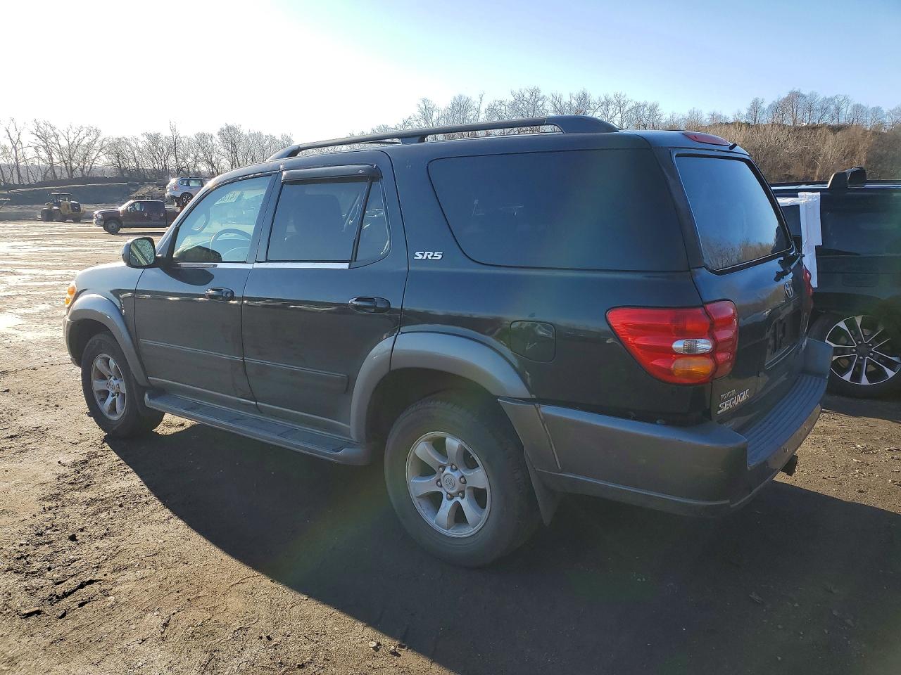 TOYOTA SEQUOIA 2003 — 3