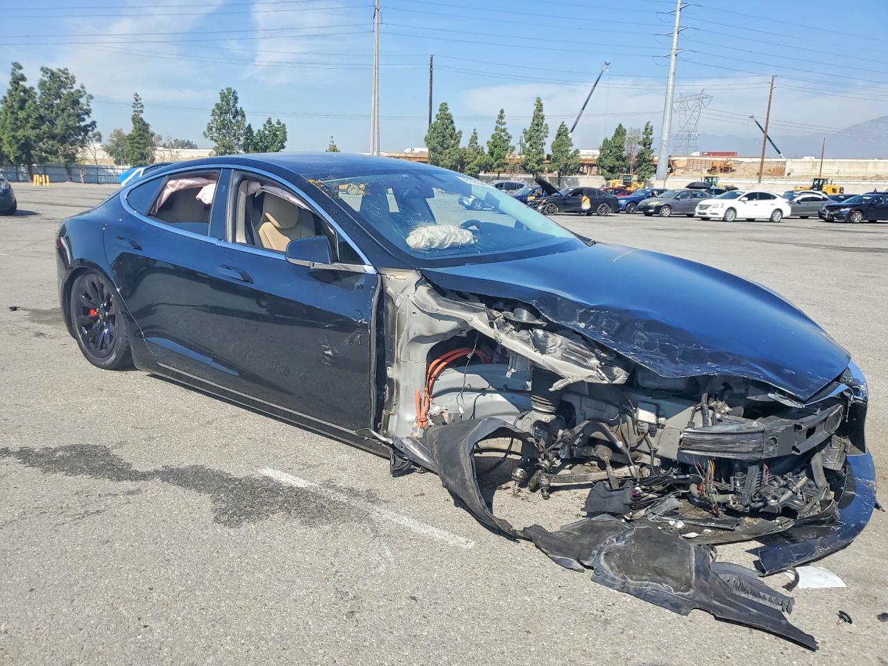 TESLA MODEL S 2017 — 5