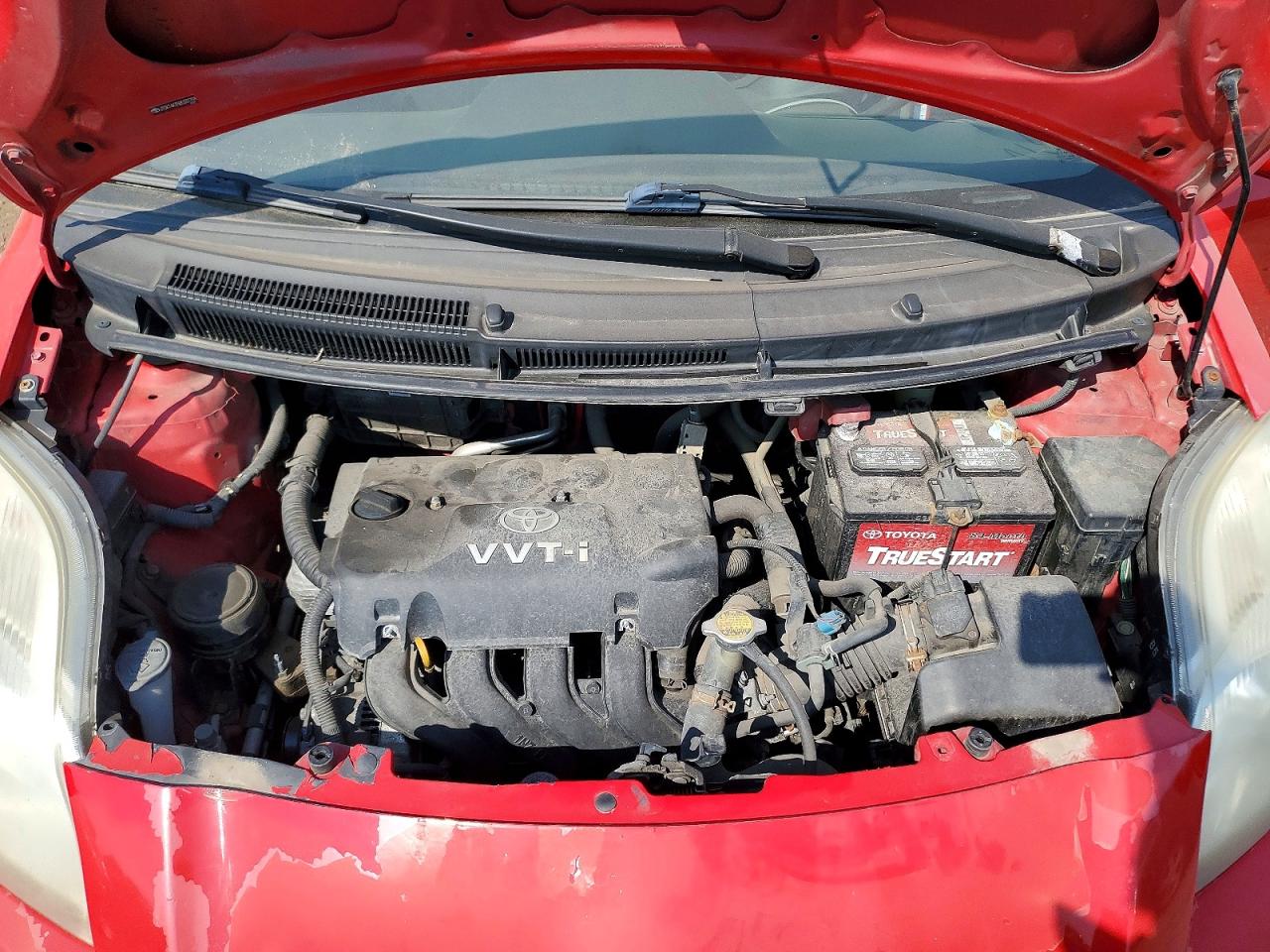 TOYOTA YARIS 2011 — 12