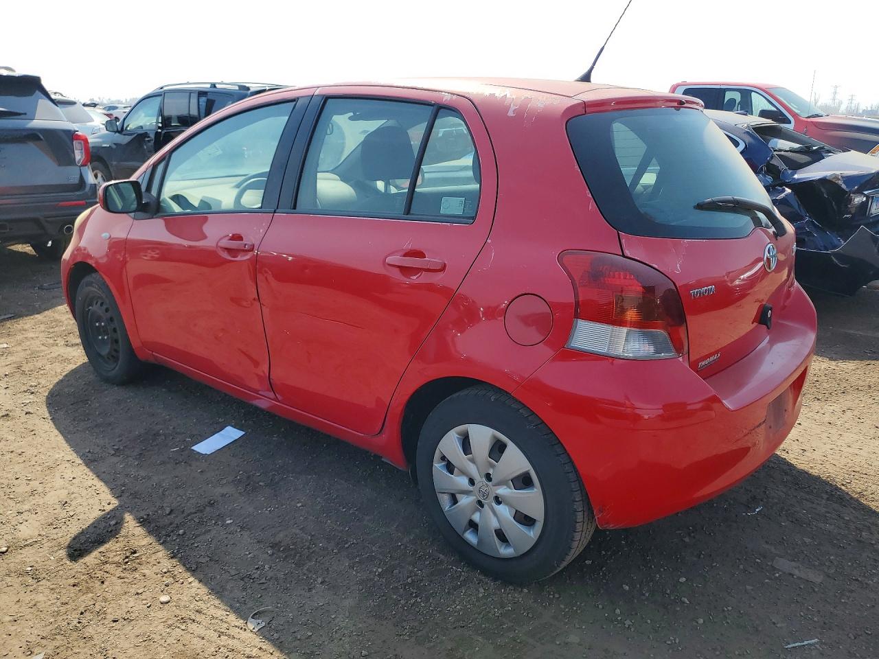 TOYOTA YARIS 2011 — 3