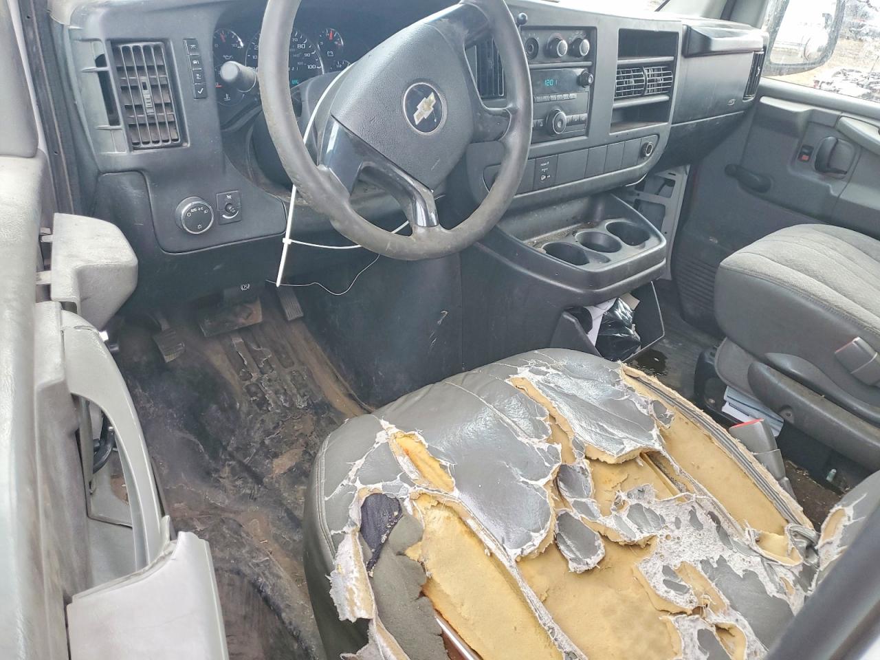 CHEVROLET EXPRESS G1500 2008 — 9