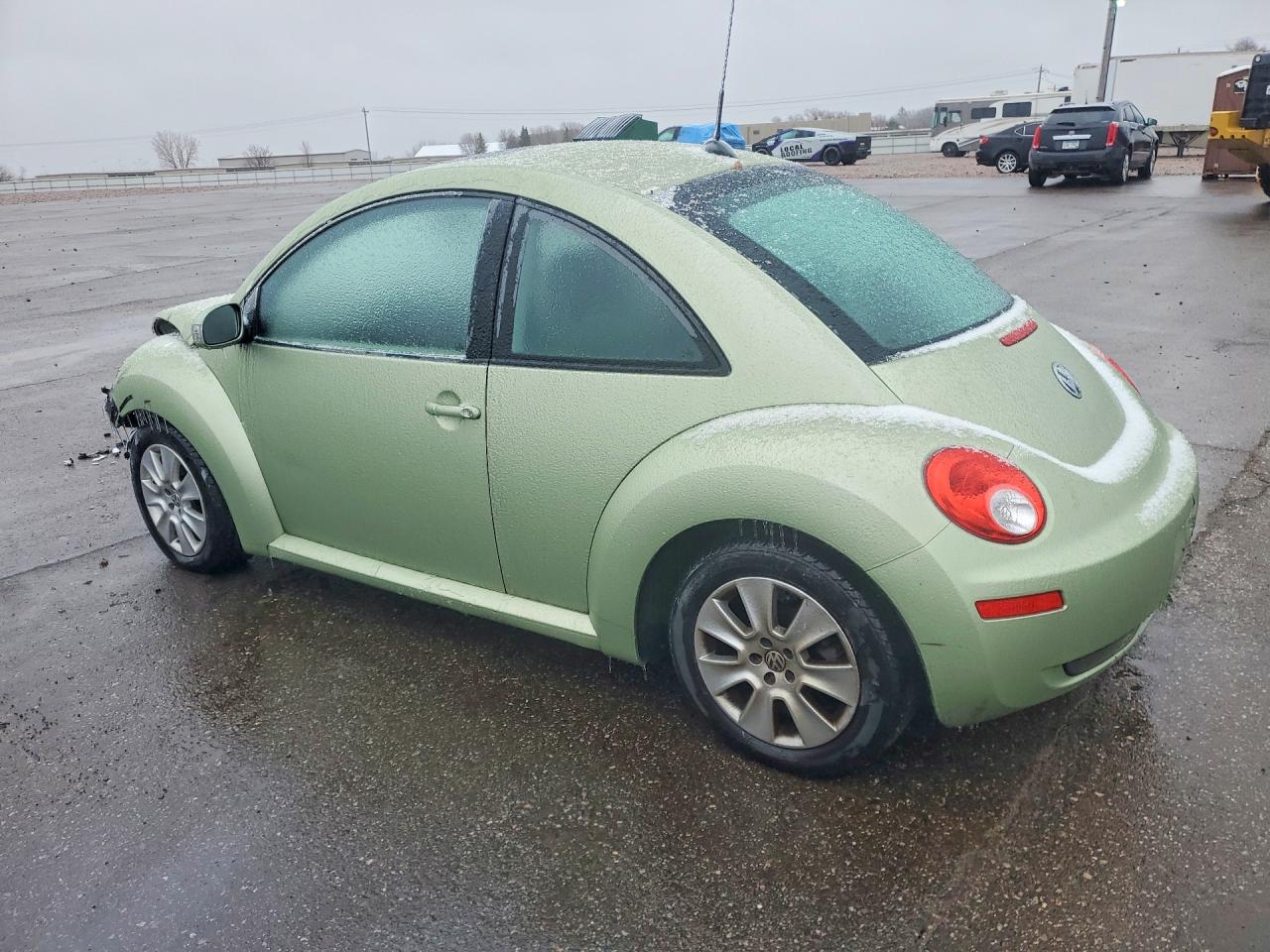 VOLKSWAGEN NEW BEETLE 2008 — 3
