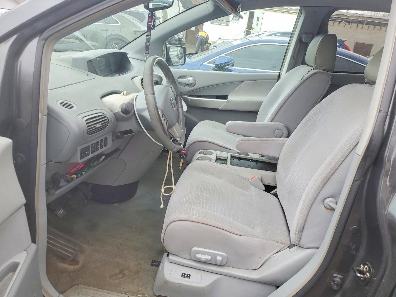 NISSAN QUEST 2006 — 8