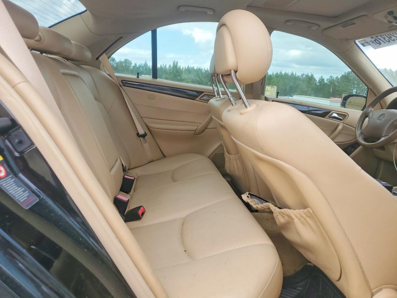 MERCEDES-BENZ C 2004 — 11
