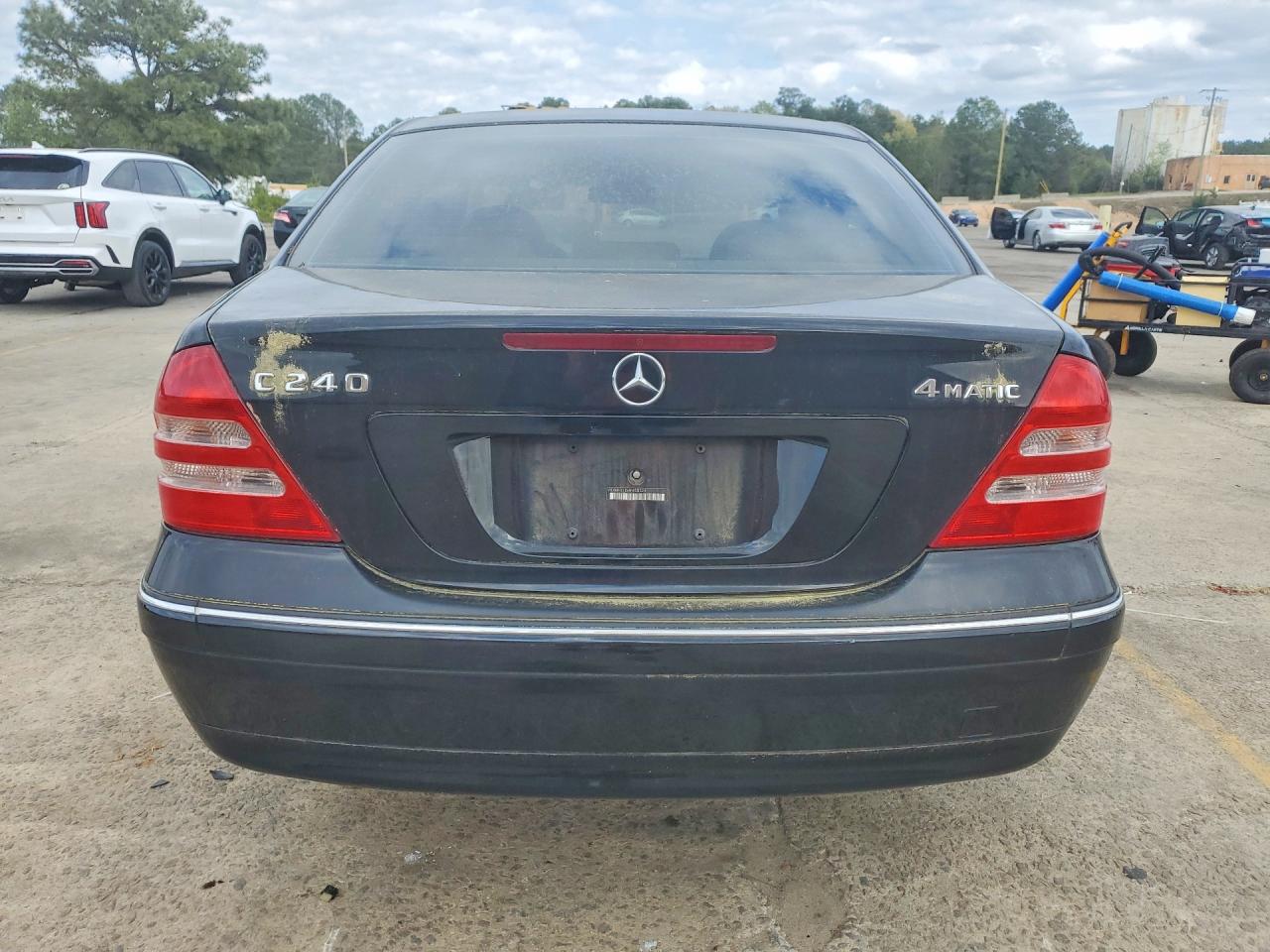MERCEDES-BENZ C 2004 — 7