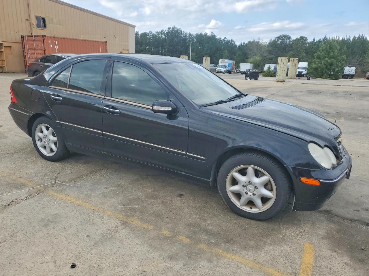 MERCEDES-BENZ C 2004 — 5