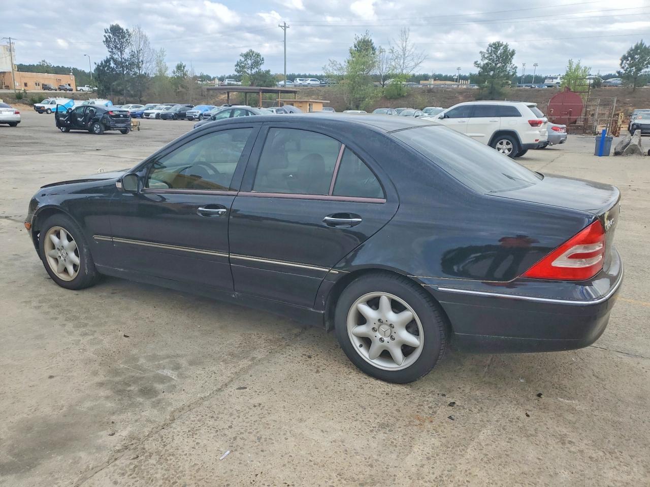 MERCEDES-BENZ C 2004 — 3