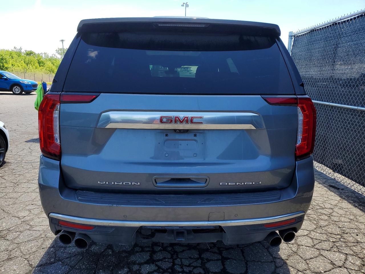 GMC YUKON 2021 — 7