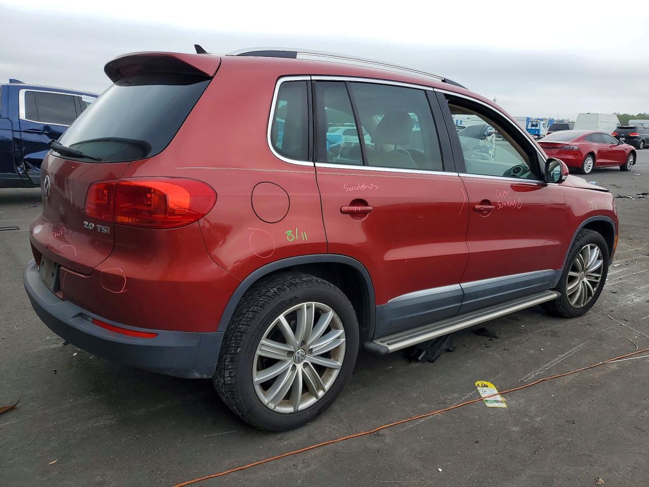 VOLKSWAGEN TIGUAN 2015 — 4