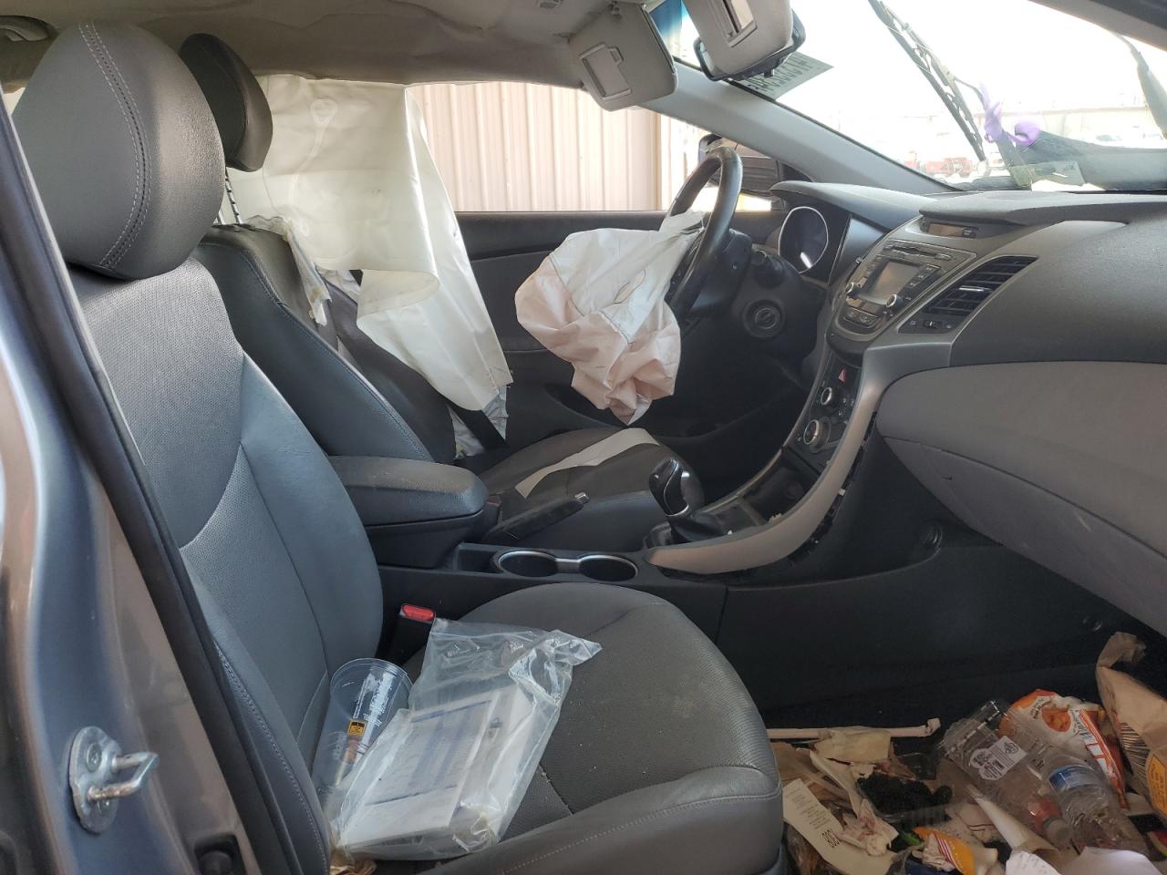 HYUNDAI ELANTRA 2015 — 8