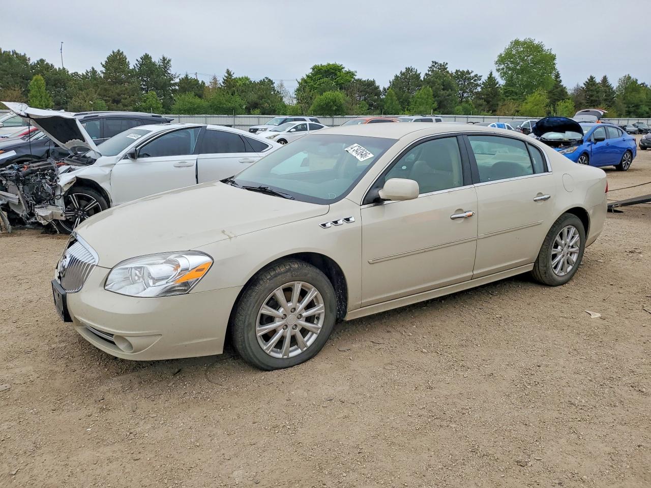 BUICK LUCERNE 2011 — 2