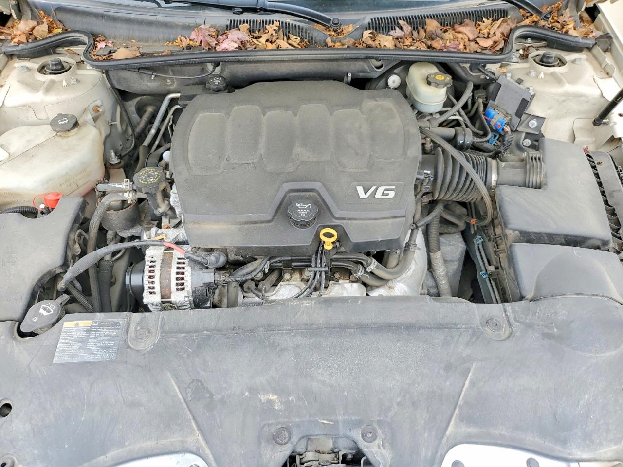 BUICK LUCERNE 2011 — 12