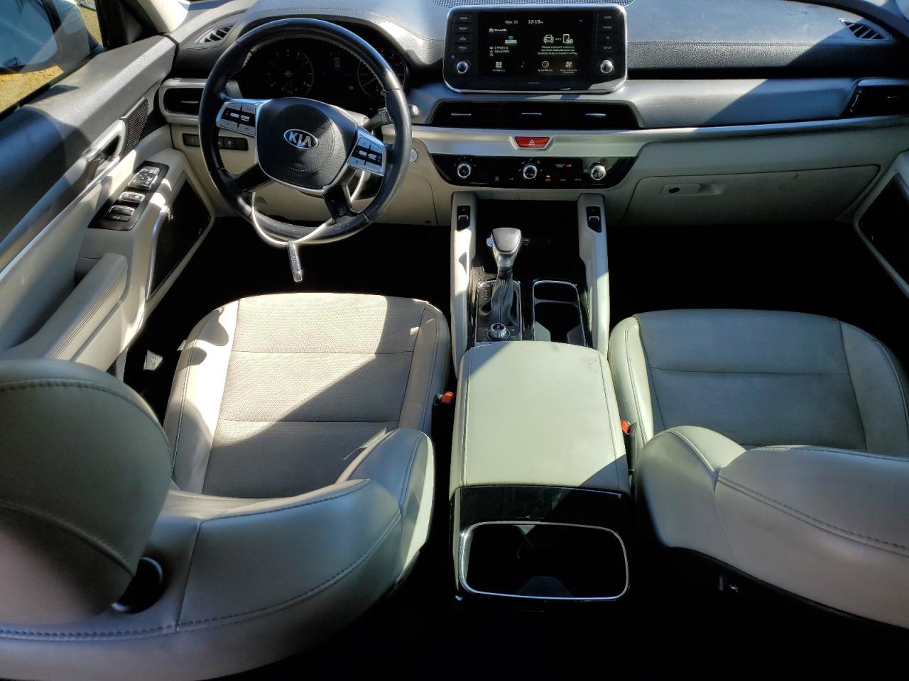 KIA TELLURIDE 2020 — 9