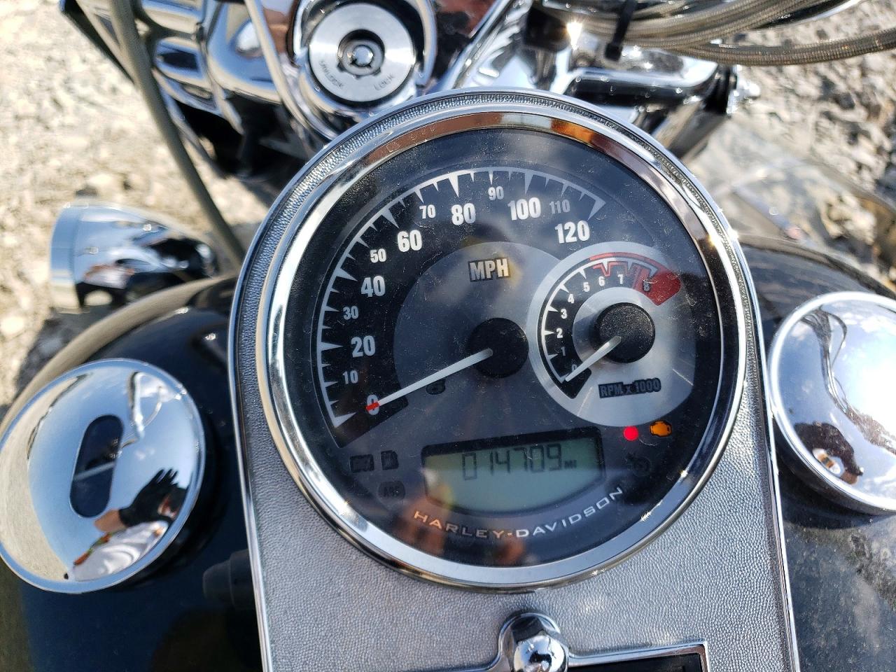 HARLEY-DAVIDSON FLHRCI 2007 — 8