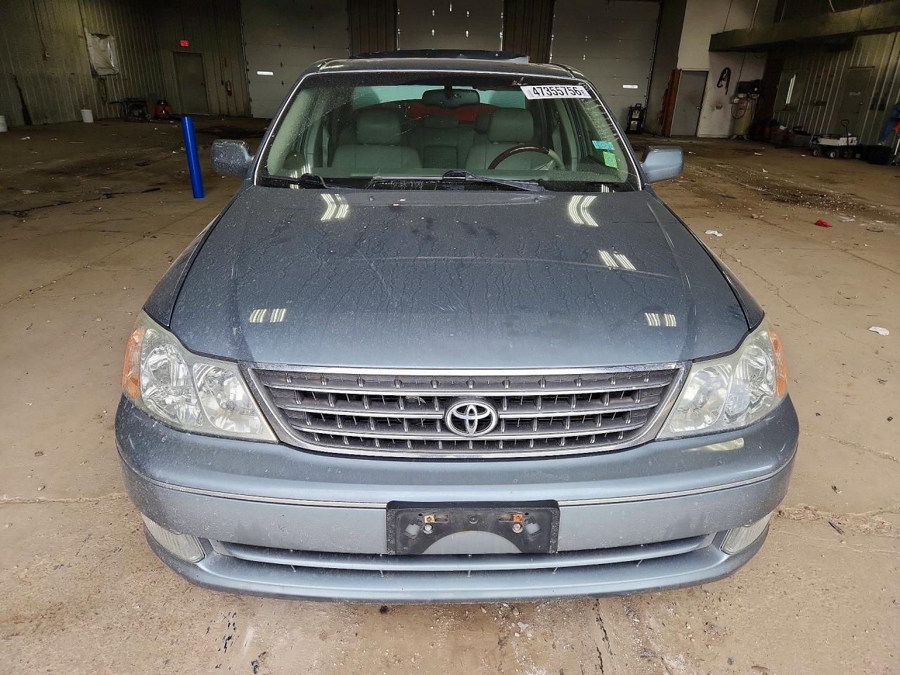 TOYOTA AVALON 2004 — 6