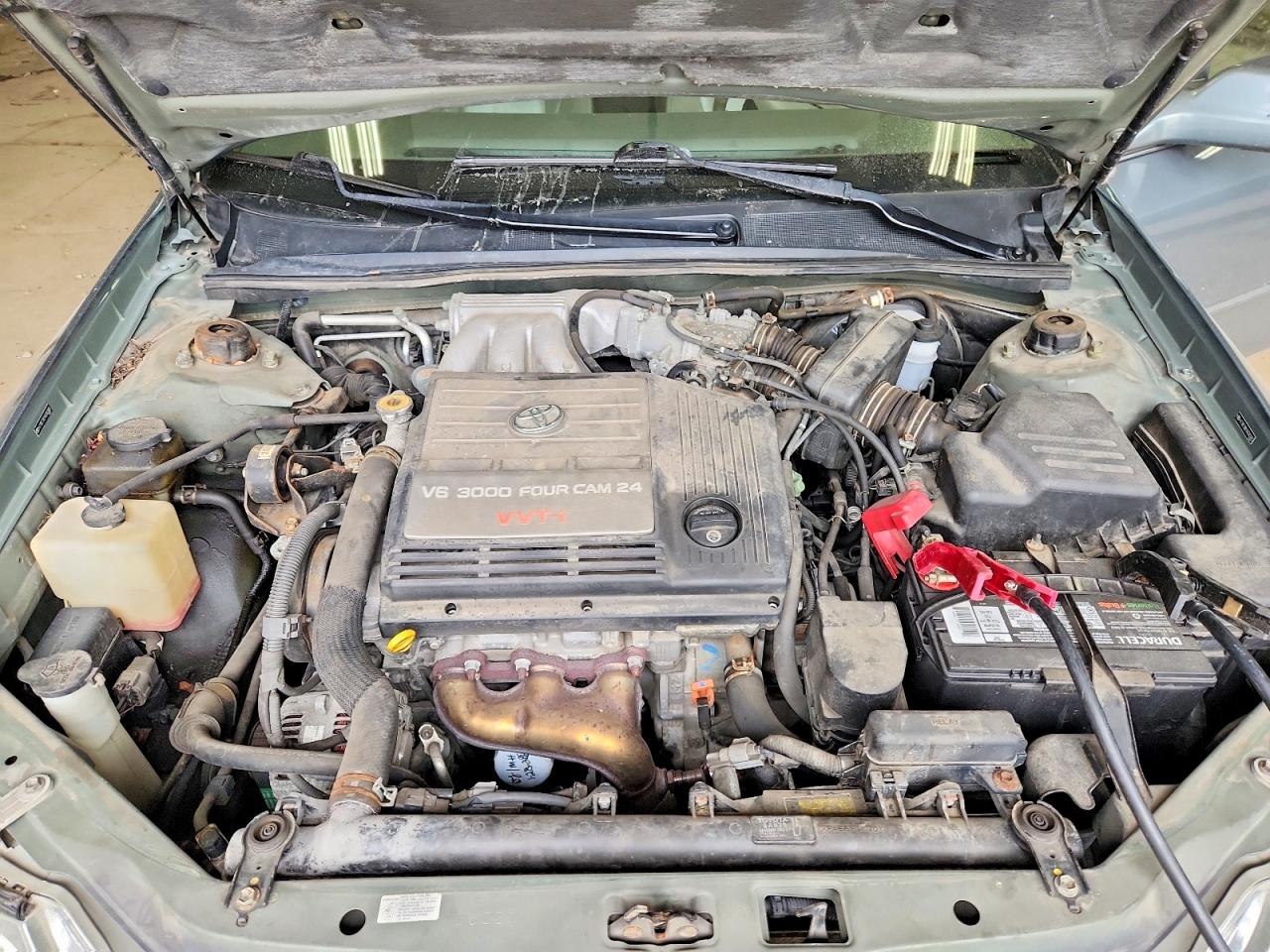 TOYOTA AVALON 2004 — 12
