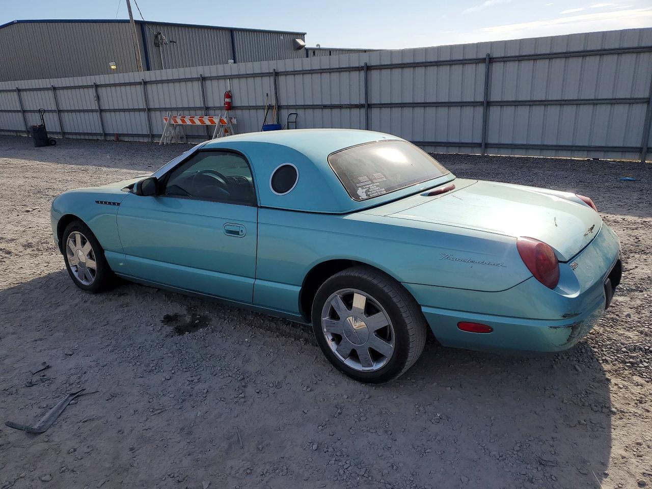 FORD THUNDERBIRD 2002 — 3
