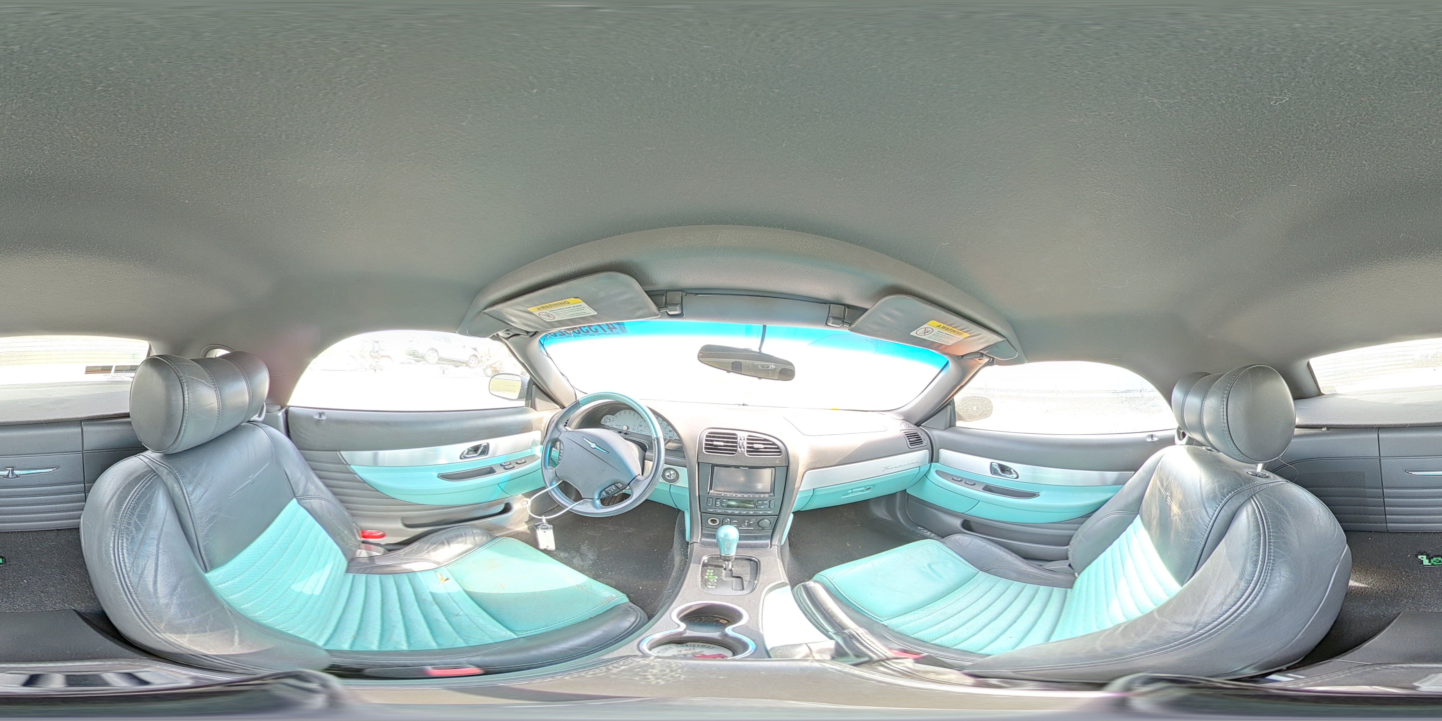 FORD THUNDERBIRD 2002 — 14