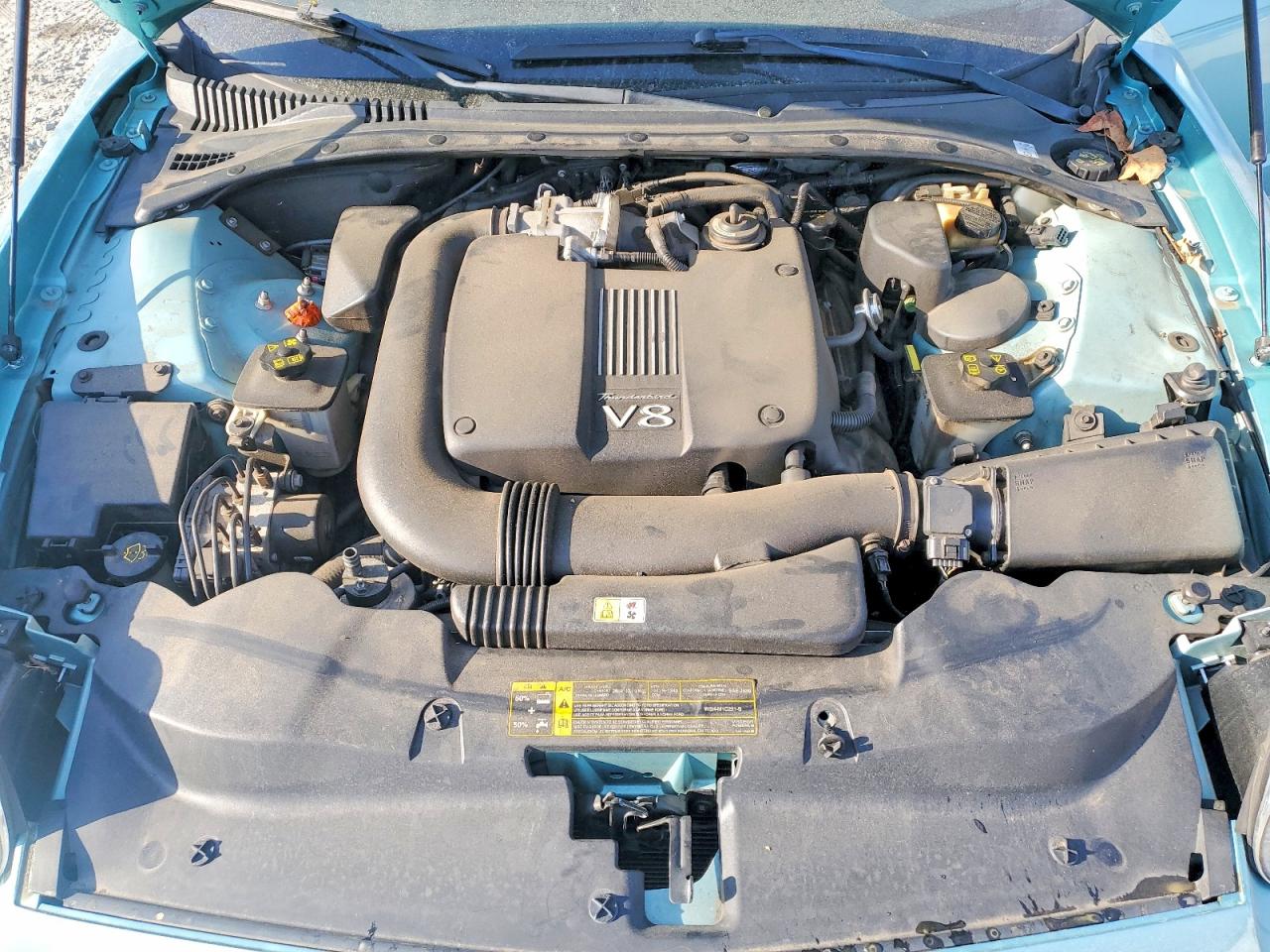 FORD THUNDERBIRD 2002 — 12
