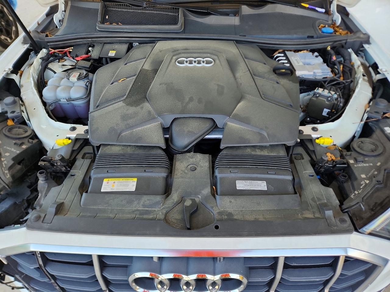 AUDI Q7 2021 — 13