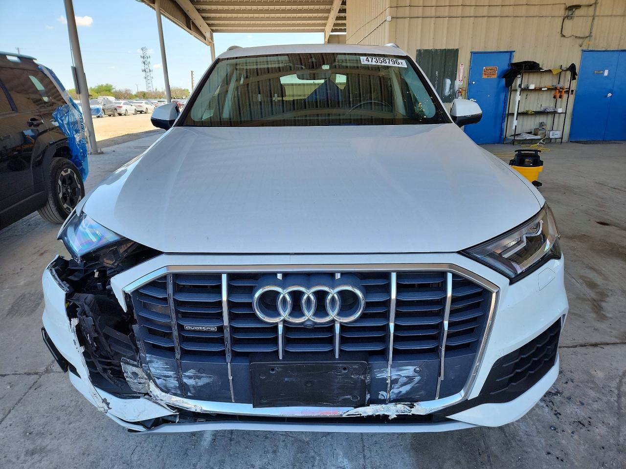 AUDI Q7 2021 — 6