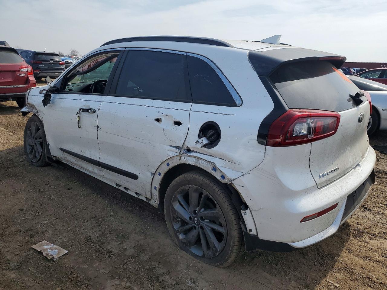 KIA NIRO 2017 — 3