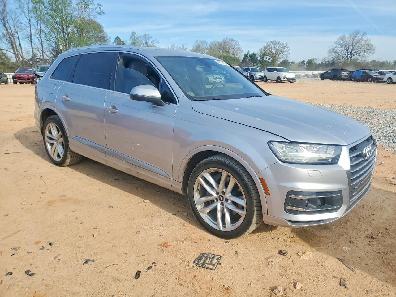 AUDI Q7 2018 — 5
