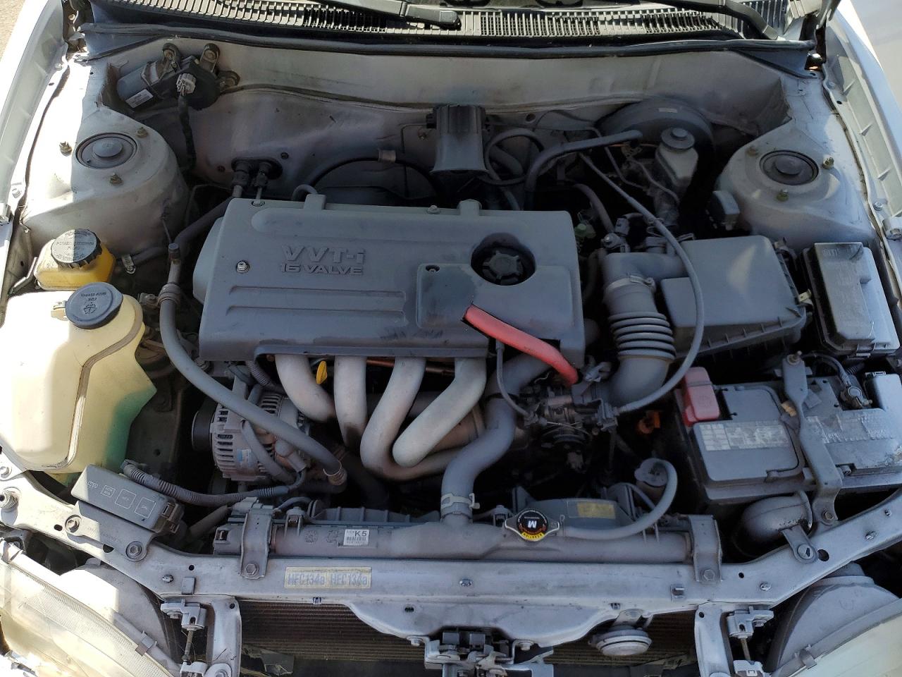 TOYOTA COROLLA 2000 — 12