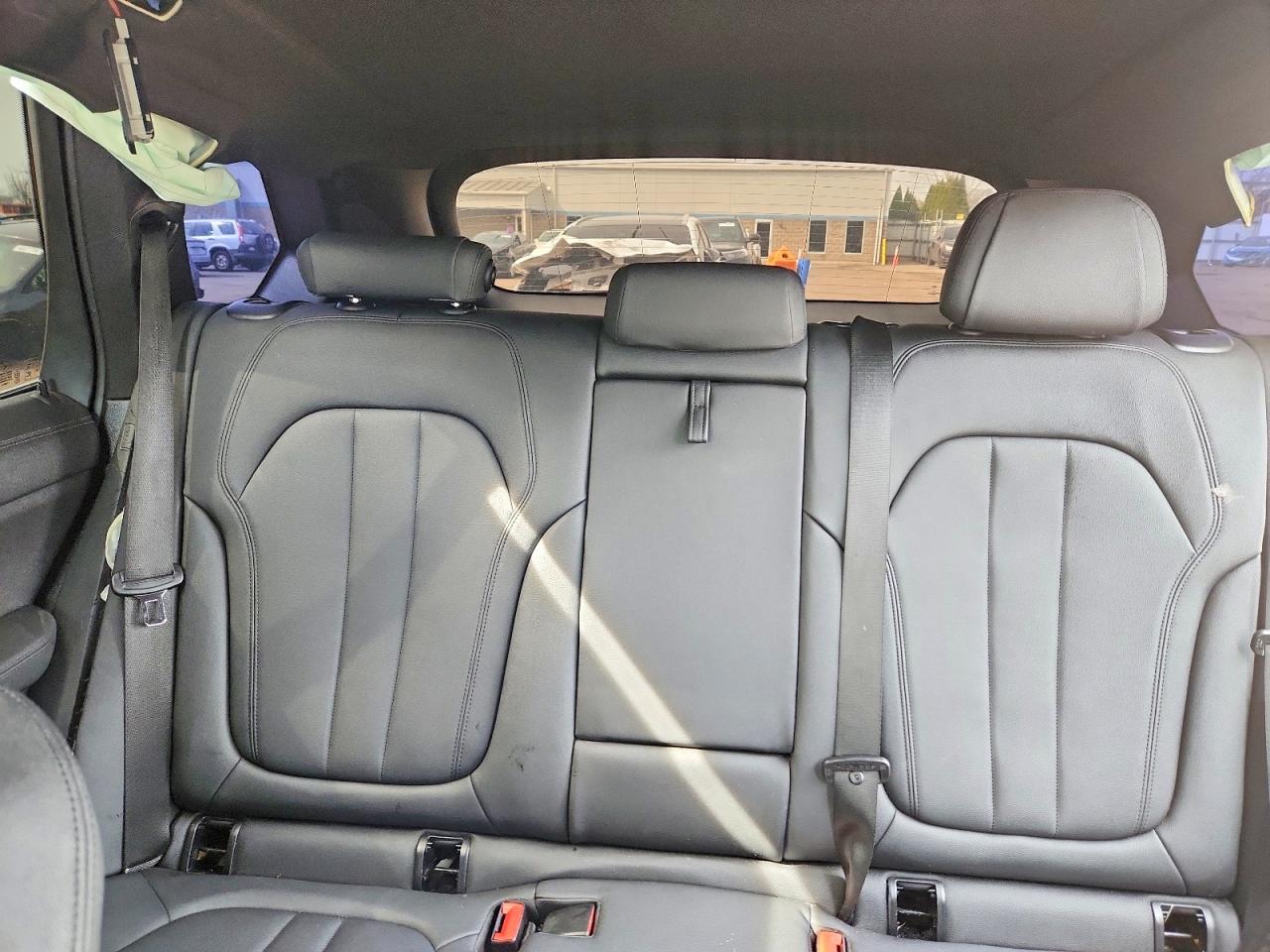 BMW X5 2021 — 11