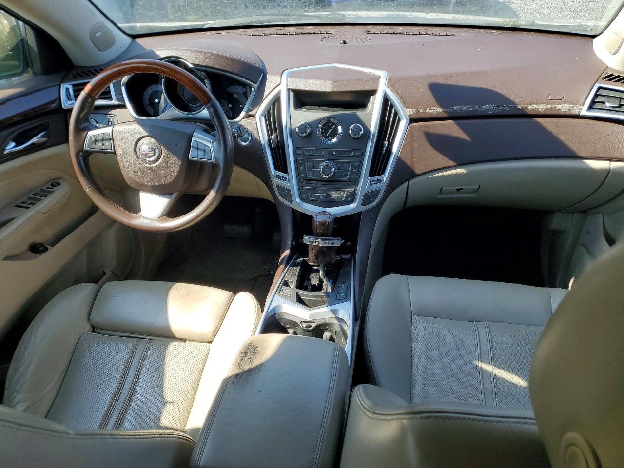 CADILLAC SRX 2010 — 9