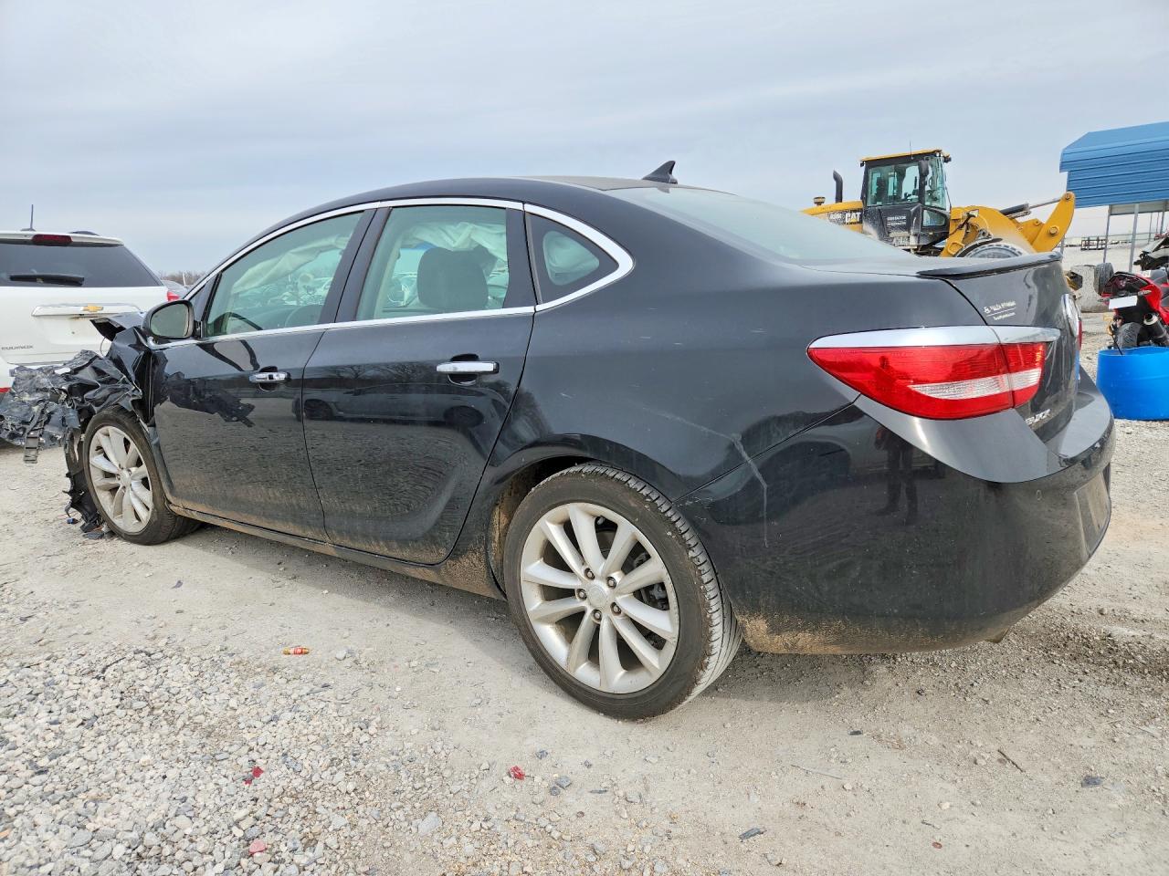 BUICK VERANO 2012 — 3