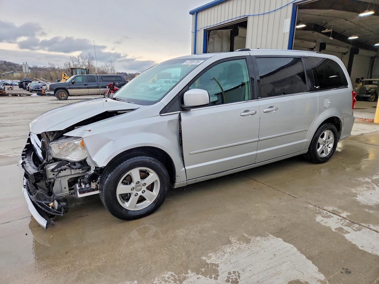 DODGE GRAND CARAVAN 2011 — 2