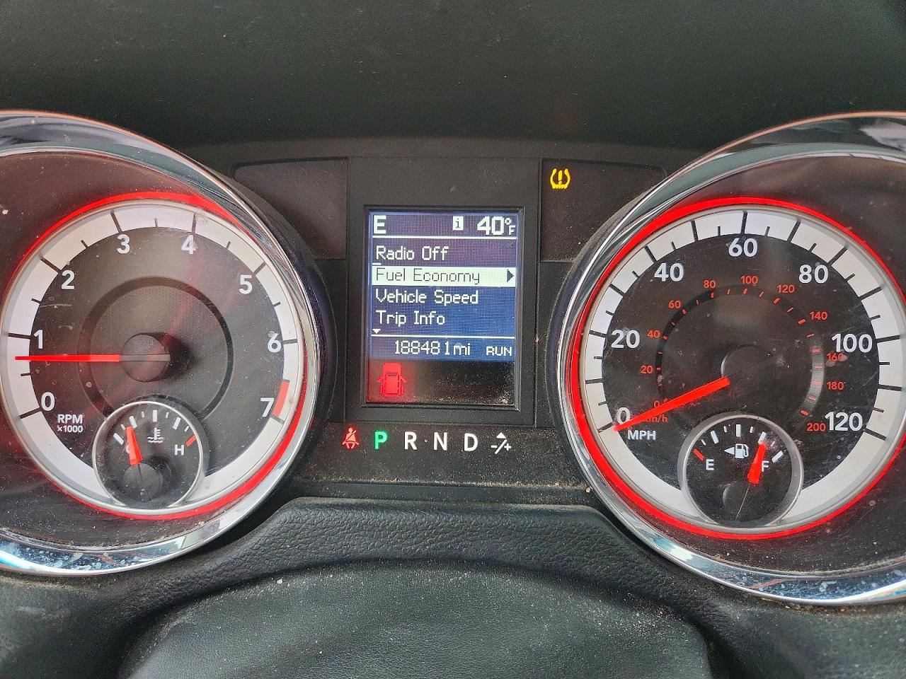 DODGE GRAND CARAVAN 2011 — 10