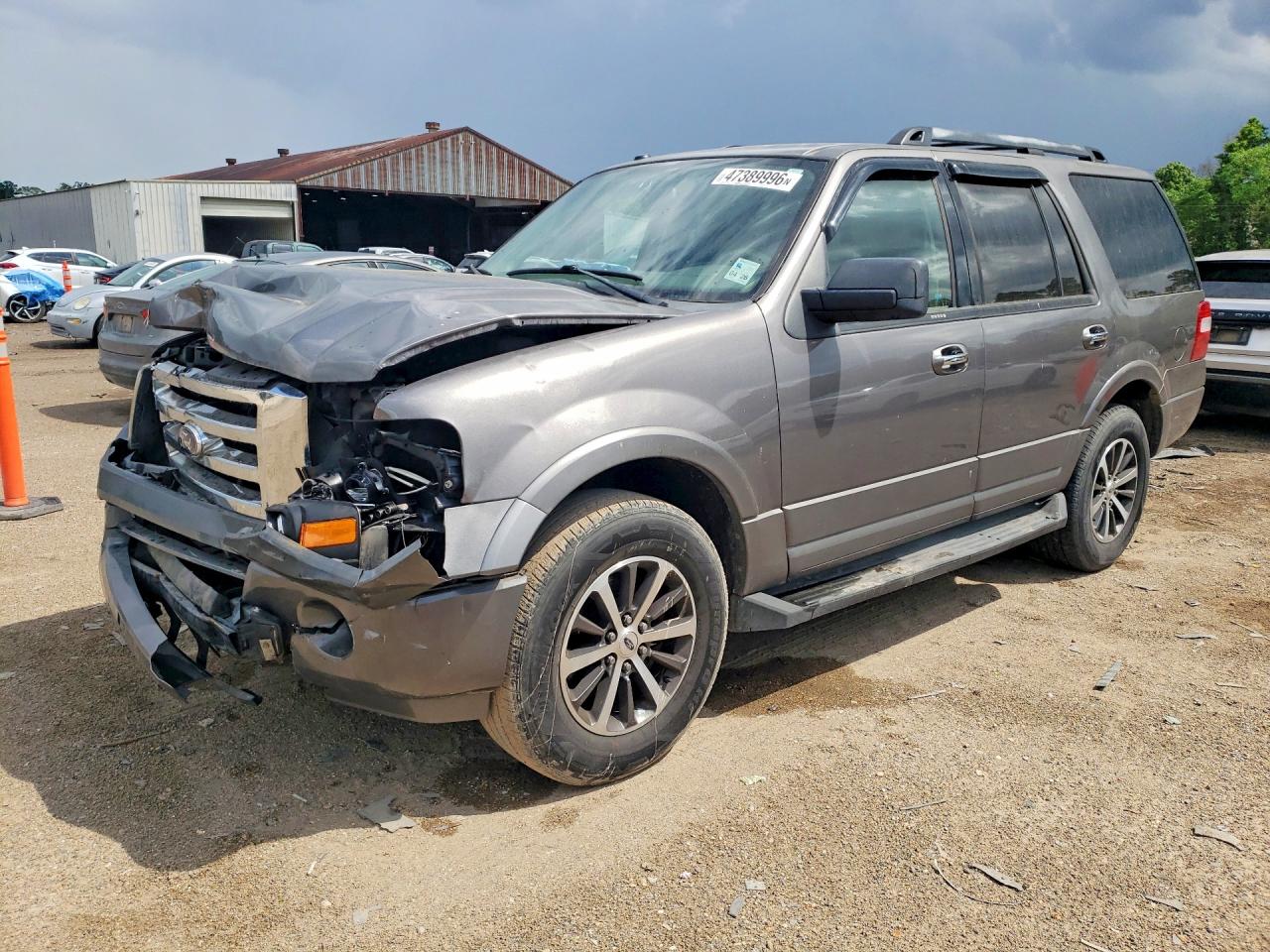 FORD EXPEDITION 2010 — 2