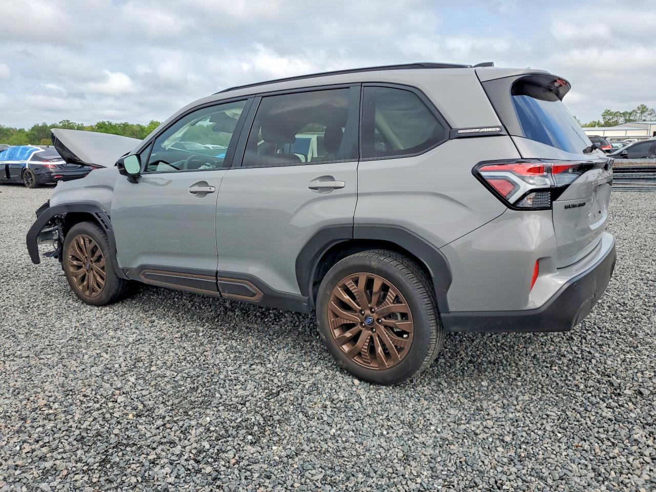 SUBARU FORESTER 2025 — 3