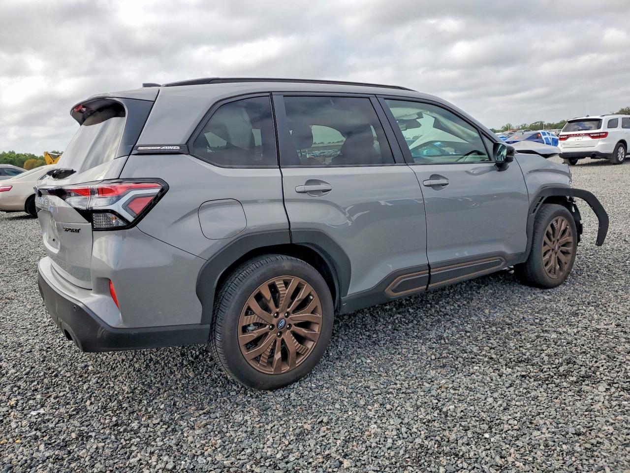 SUBARU FORESTER 2025 — 4