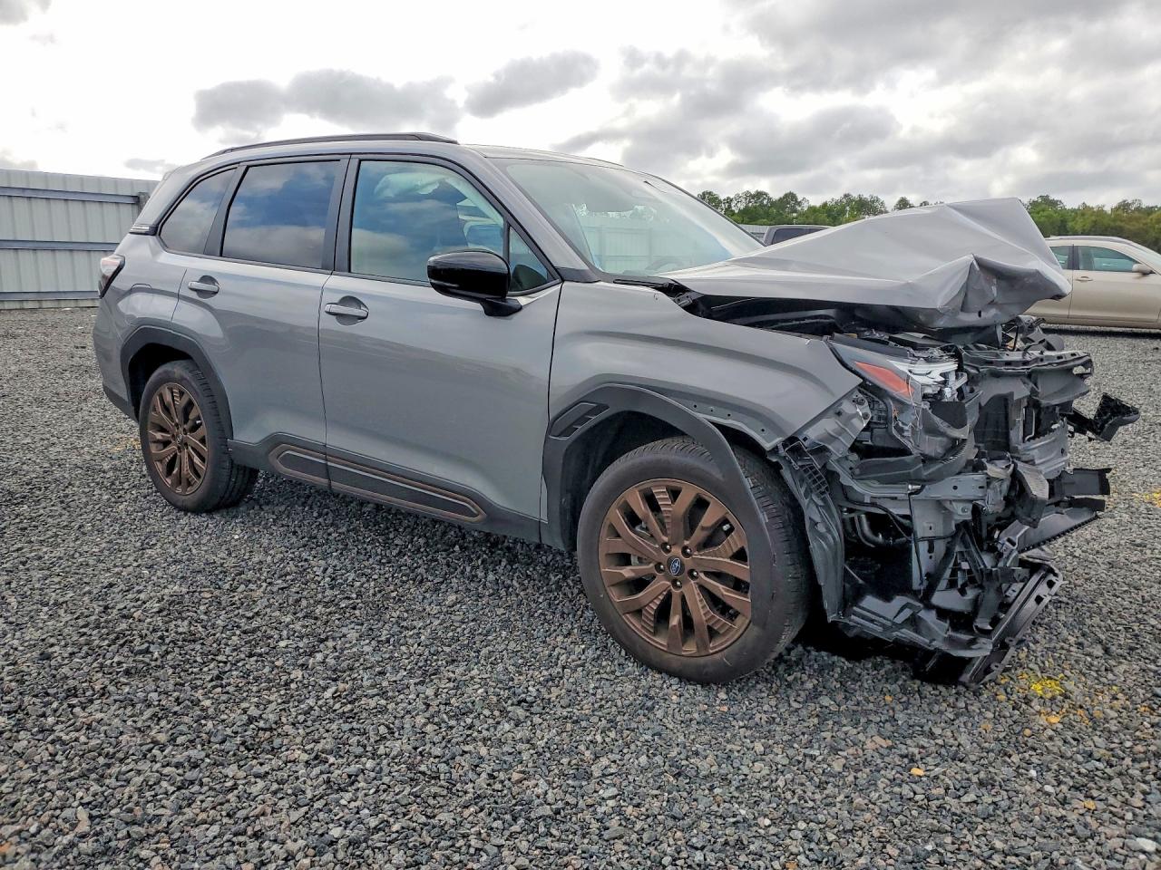 SUBARU FORESTER 2025 — 5