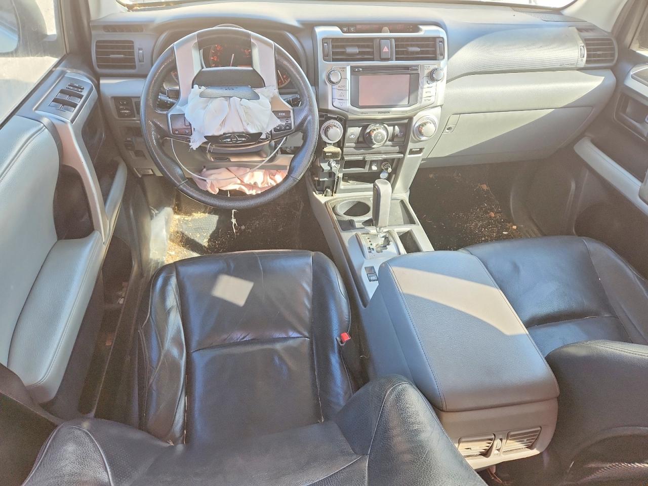 TOYOTA 4RUNNER 2013 — 9