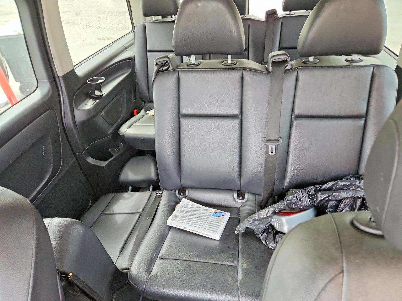 MERCEDES-BENZ METRIS 2018 — 11