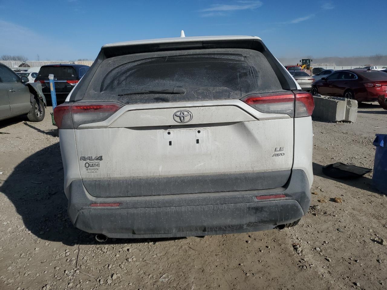 TOYOTA RAV4 2022 — 7