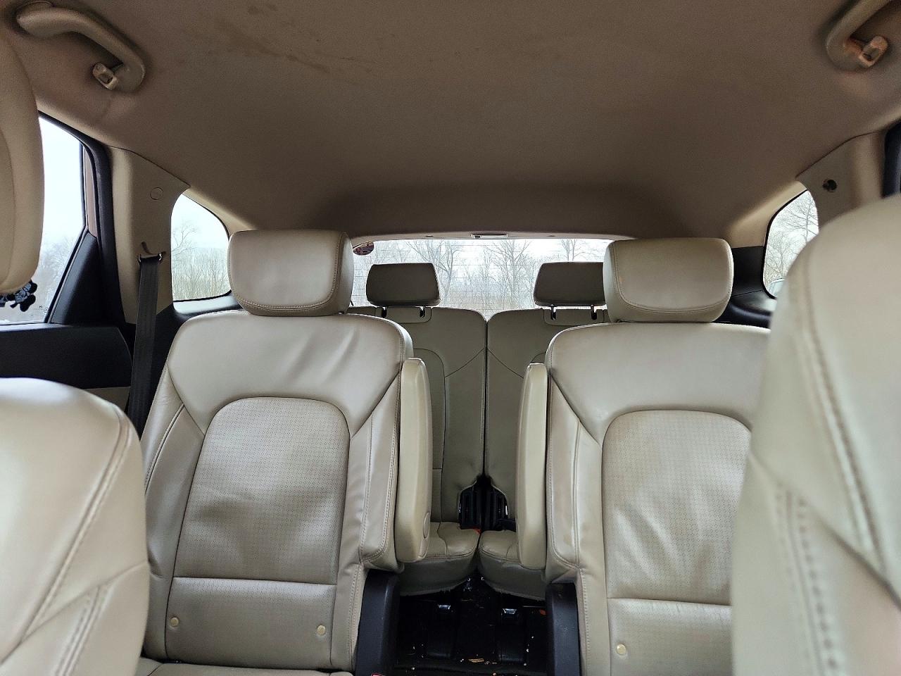 HYUNDAI SANTA FE 2013 — 11