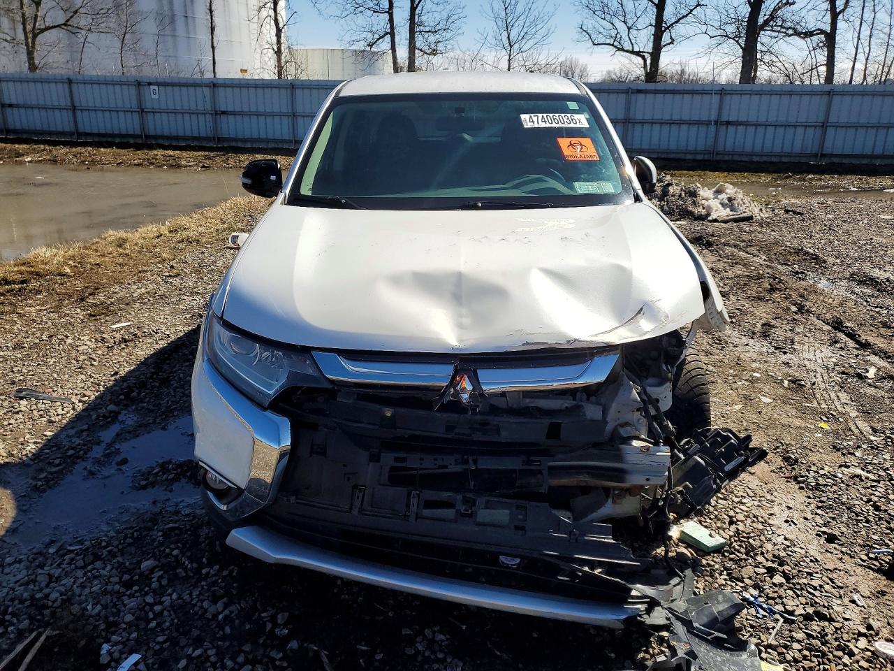 MITSUBISHI OUTLANDER 2016 — 6