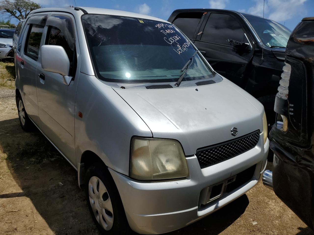 SUZUKI UK 1999 — 6