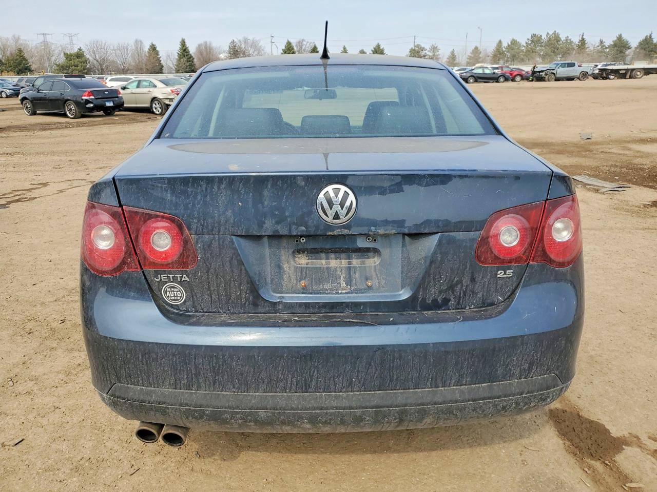 VOLKSWAGEN JETTA 2010 — 7
