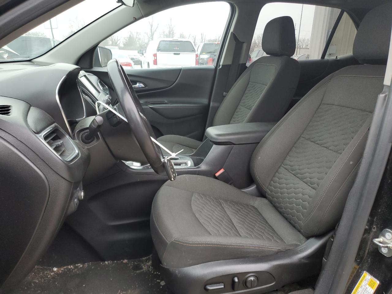 CHEVROLET EQUINOX 2018 — 8