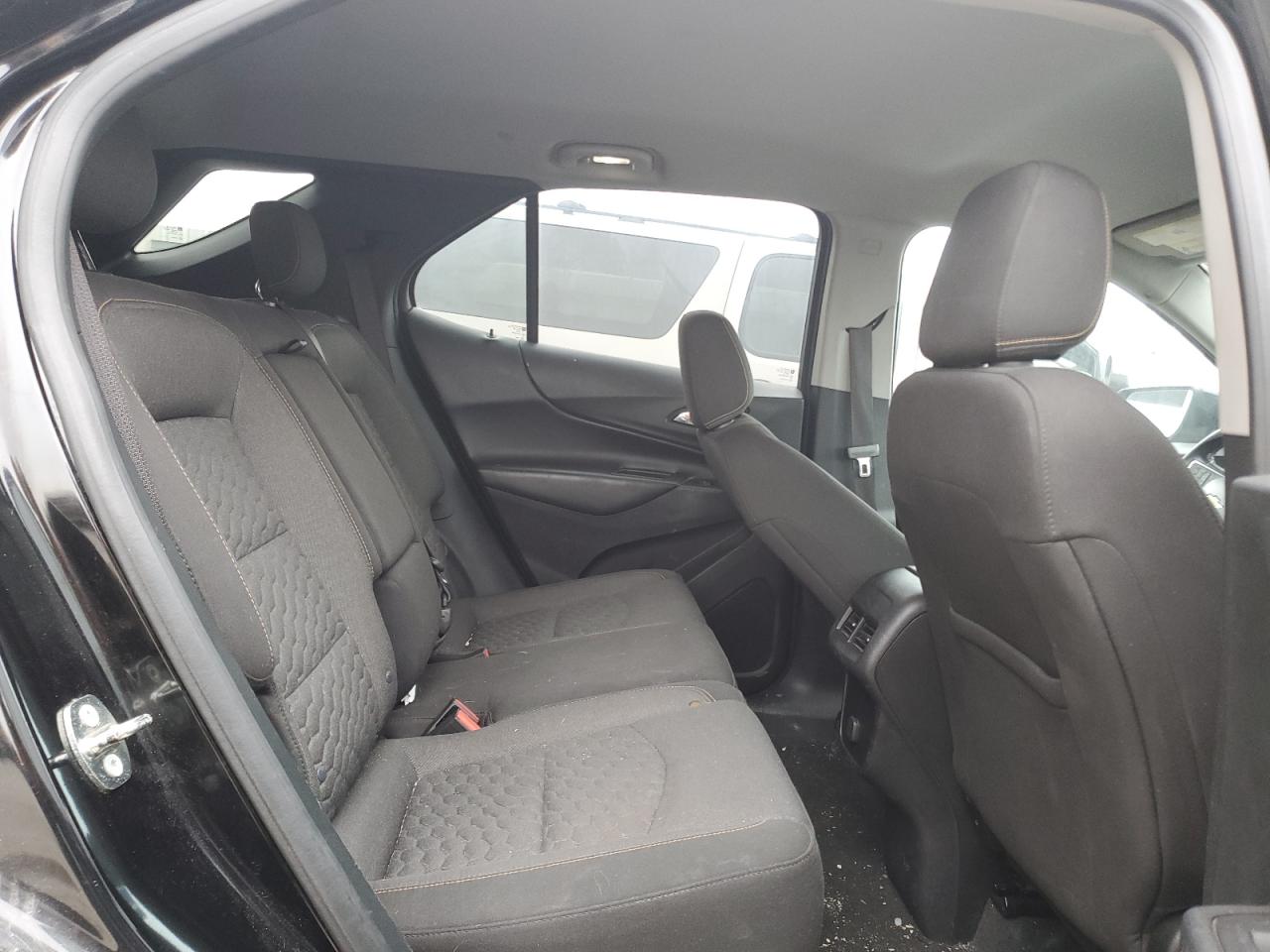 CHEVROLET EQUINOX 2018 — 12