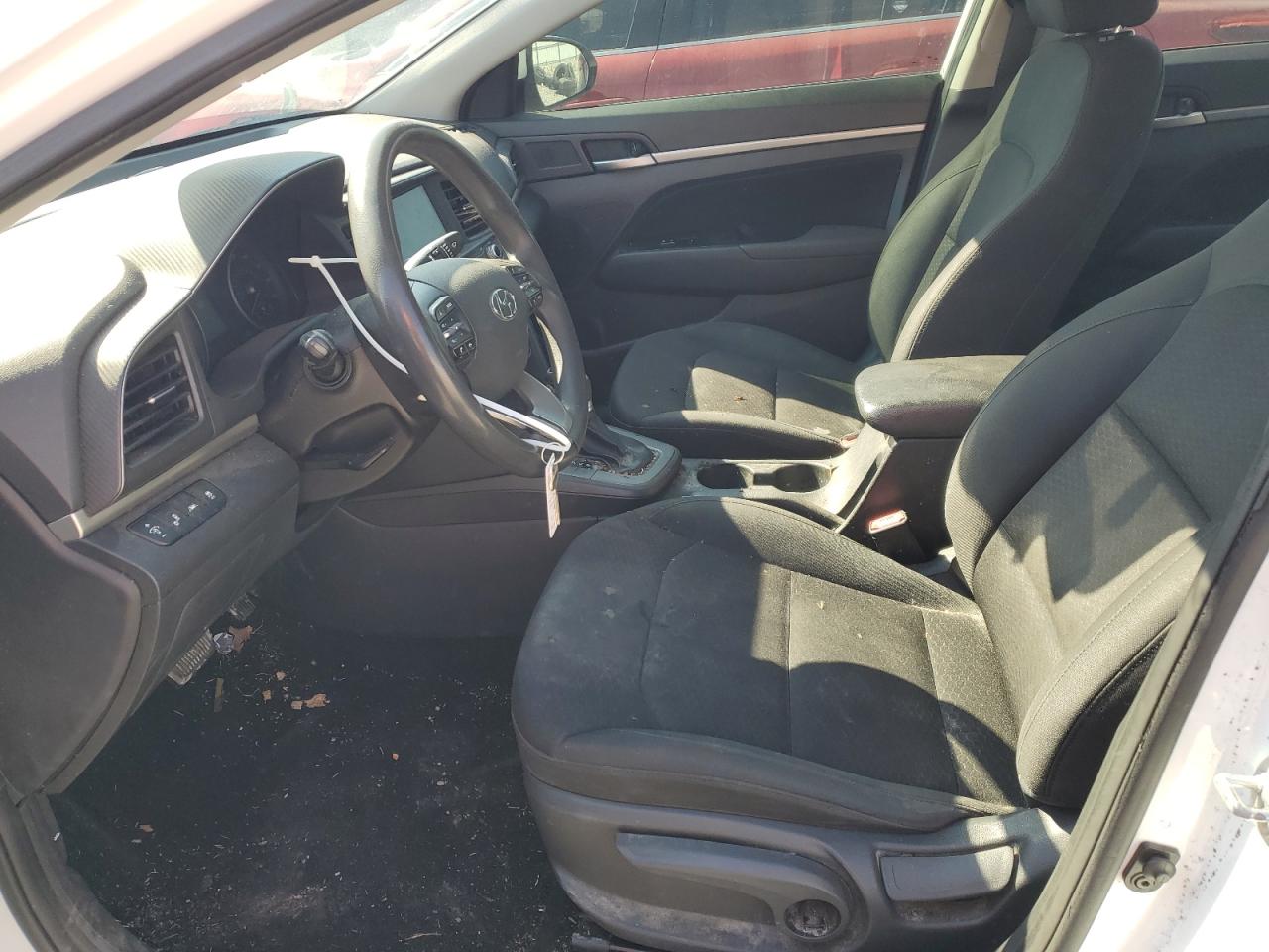 HYUNDAI ELANTRA 2020 — 8