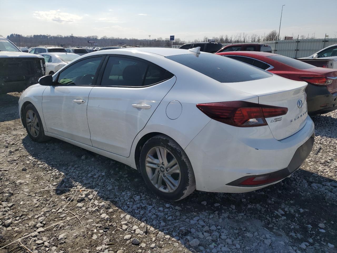 HYUNDAI ELANTRA 2020 — 3