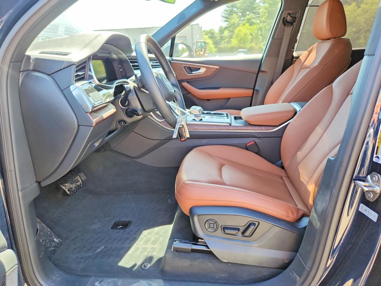 AUDI Q7 2025 — 8